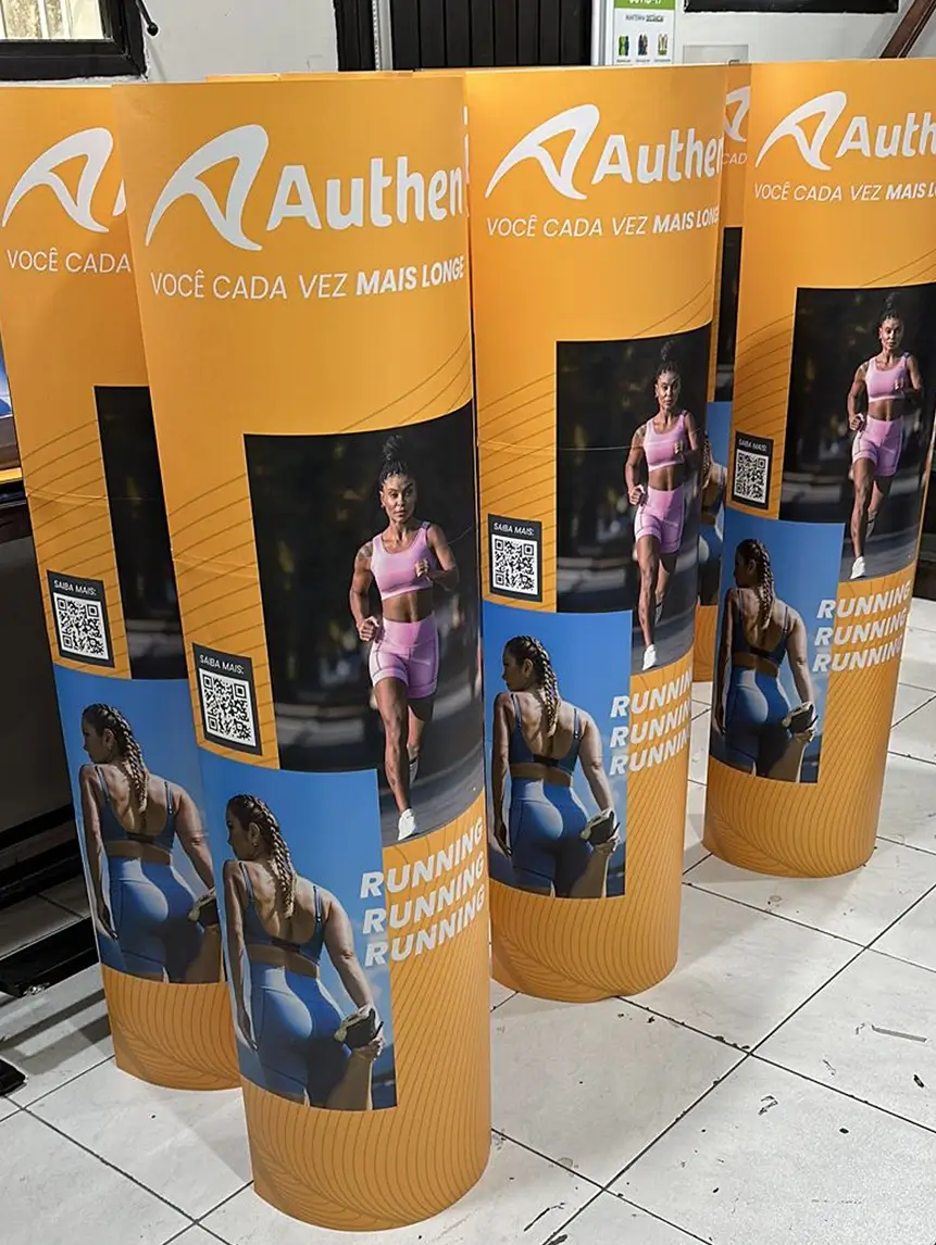 Totem Elíptico Dobrável (Lamá)